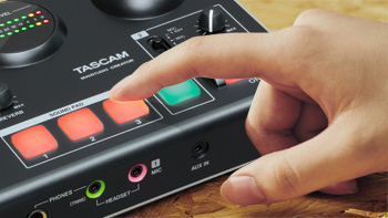 tascam-MiNiSTUDIO Creator US-42B -effects